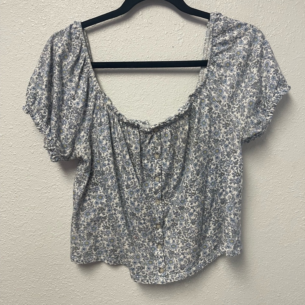 American Eagle Outfitters Blue Floral Blouse
